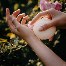Cargar imagen en el visor de la galería, ÁMBAR DE ROSAS, PALO SANTO Y NEROLÍ